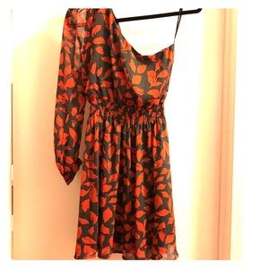 One Shoulder Leaf-Print Dress